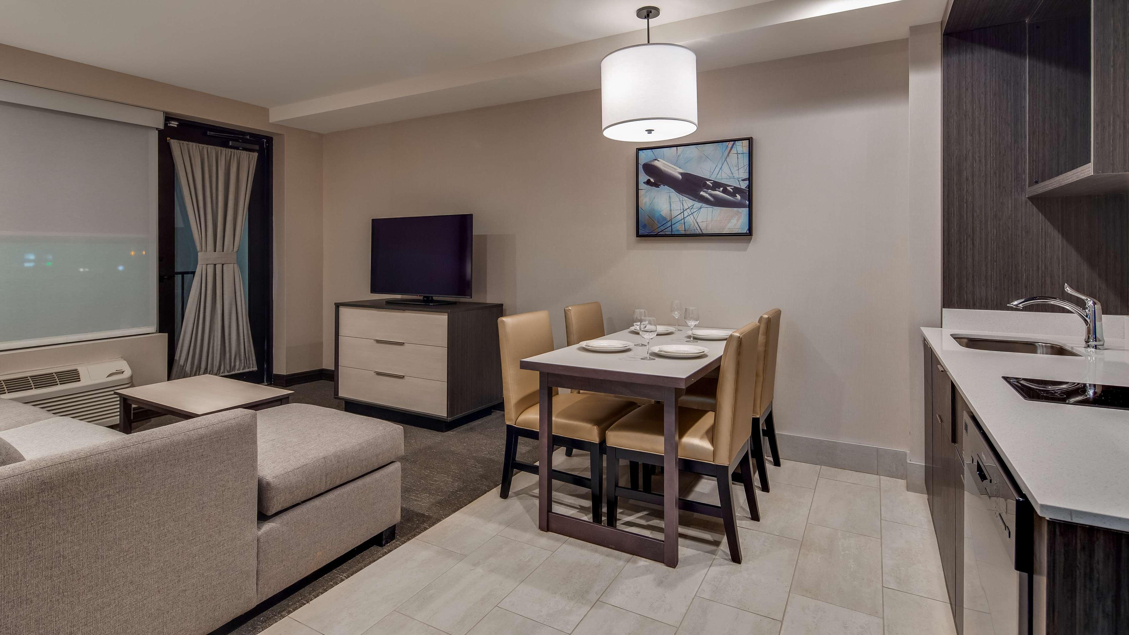 Best Western Plus Executive Residency Rigby'S Water World Hotel Warner Robins Buitenkant foto