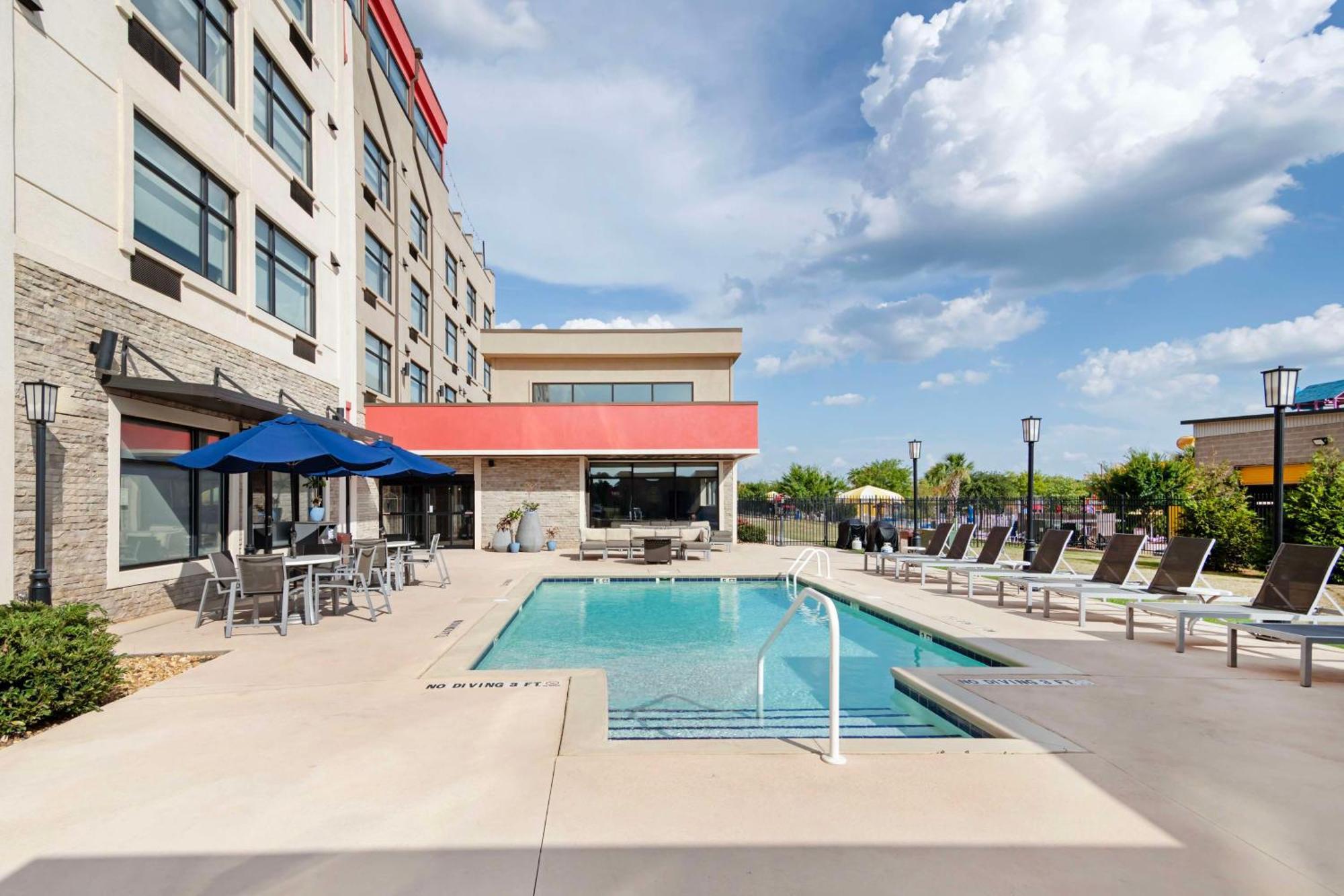 Best Western Plus Executive Residency Rigby'S Water World Hotel Warner Robins Buitenkant foto