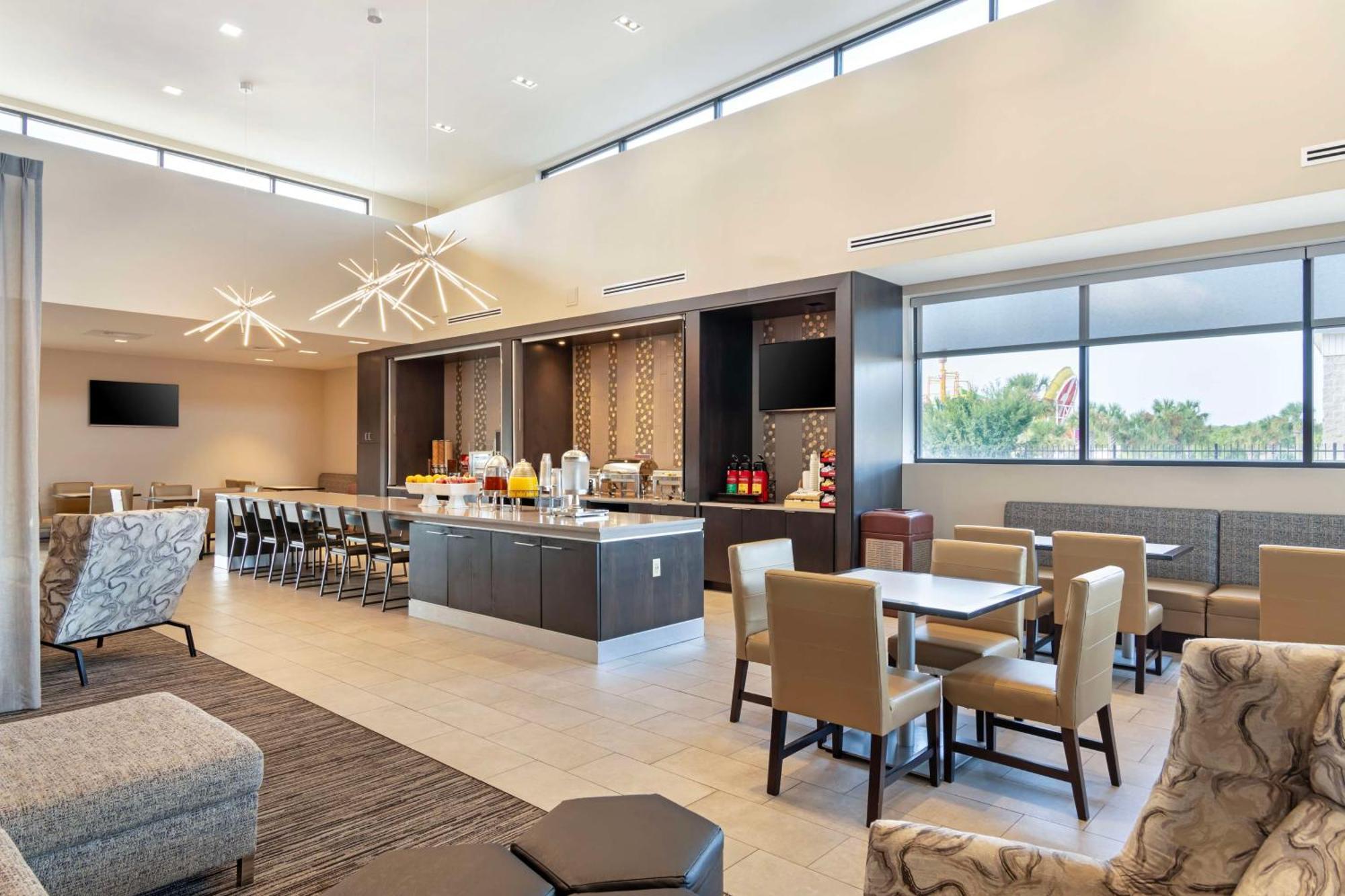 Best Western Plus Executive Residency Rigby'S Water World Hotel Warner Robins Buitenkant foto